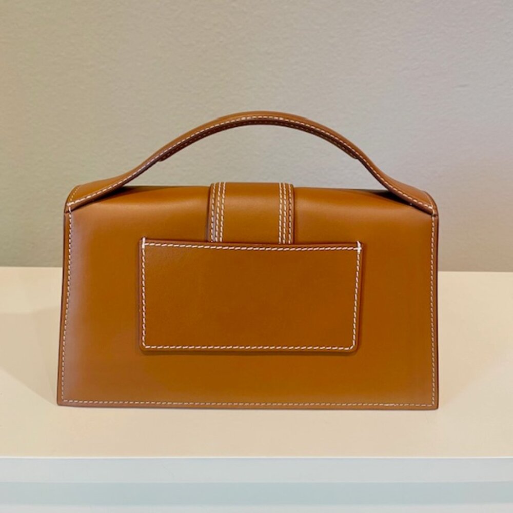NEW - Jacquemus Le Grand Bambino Light Brown Leather Crossbody Bag ✨ - Picture 2 of 6